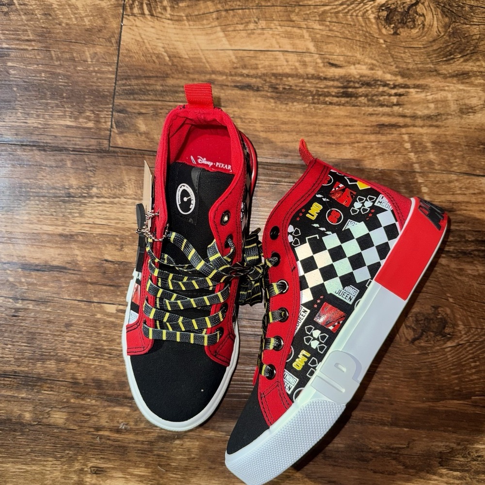 Disney Ground‎ Up Lightning McQueen Lace Up High Tops Big Kids Size 3 NEW
